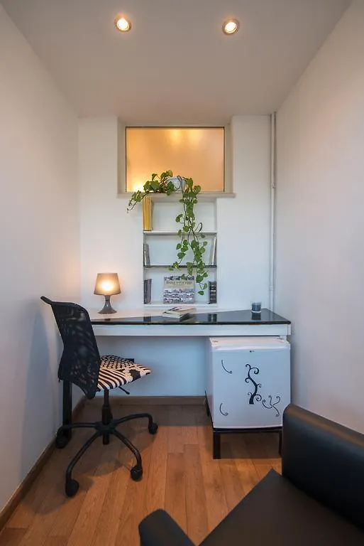 El Trotamundo Bed & Breakfast Rome